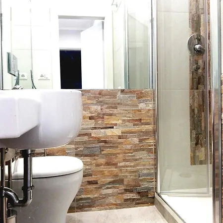 Aleardo Aleardi Vendégház